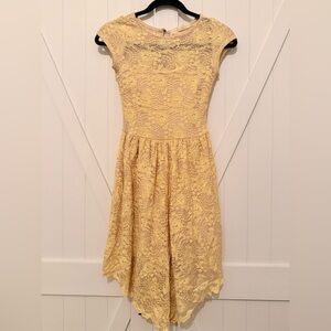 MALLOY Yellow Lace Midi Fit-and-Flare Dress